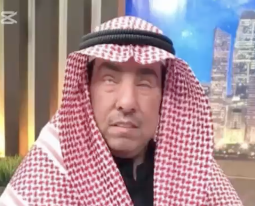 曼蘇爾的半身照