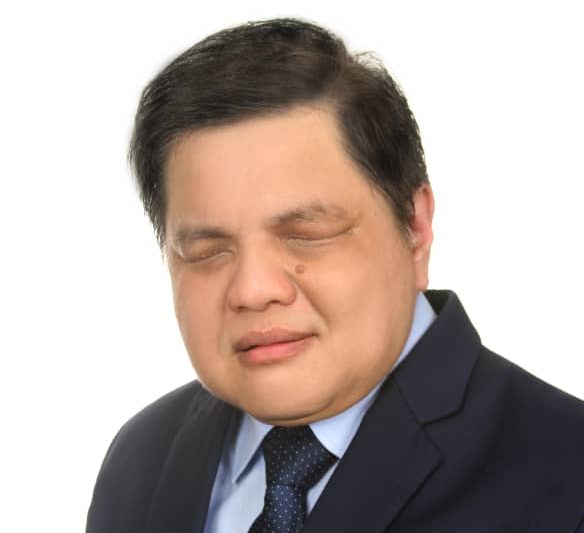 Headshot photo of Wong